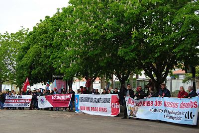 17-05-01-ManifestacionFerrol-15.jpg